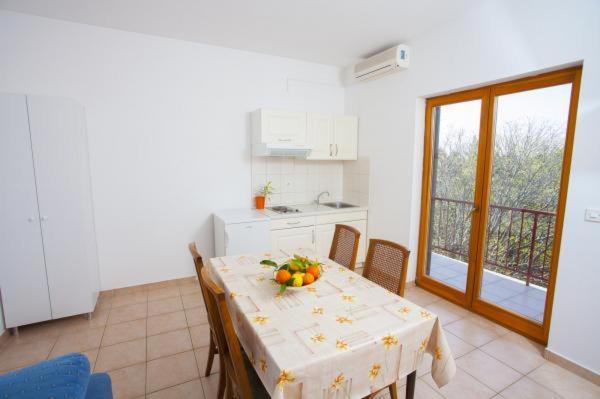 Apartment Ratko Tučepi